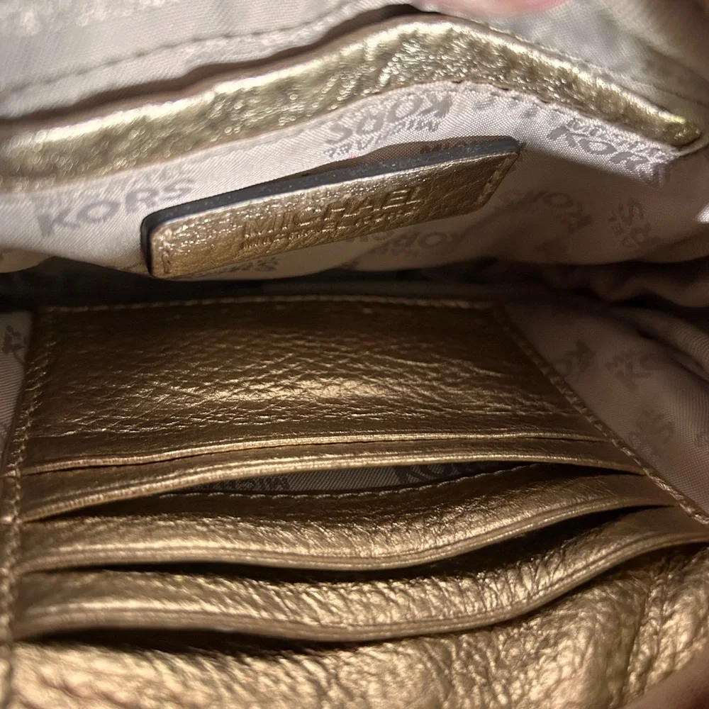 043. Michael Kors Brown Logo Crossbody Bag - Picture 7 of 11